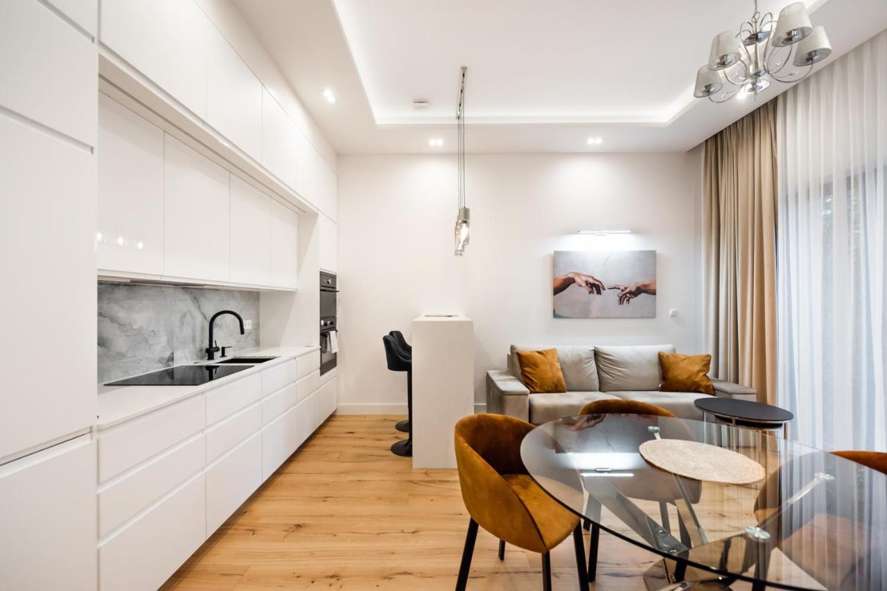 Zlota Sophisticated Apartment Varşovia Exterior foto