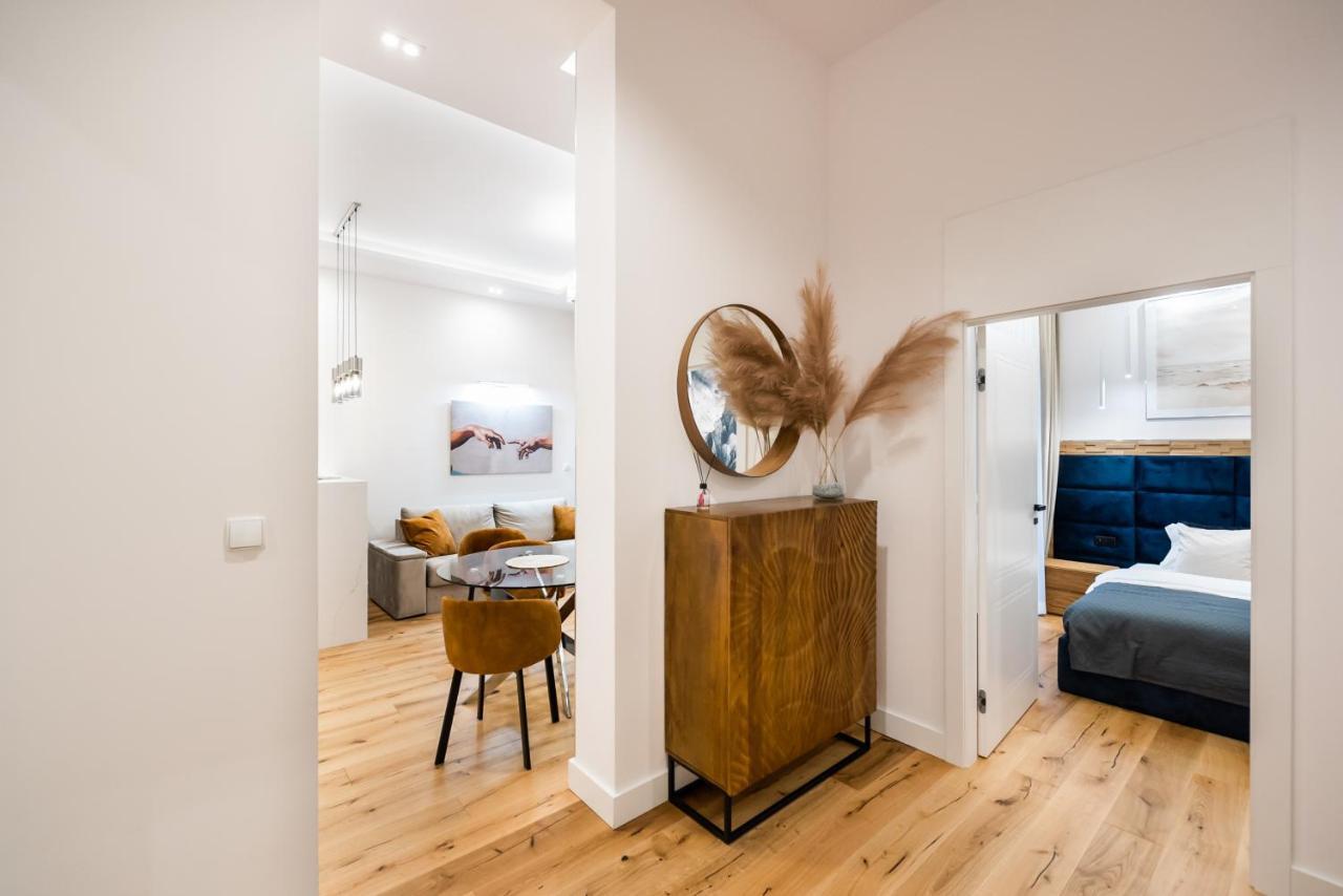 Zlota Sophisticated Apartment Varşovia Exterior foto